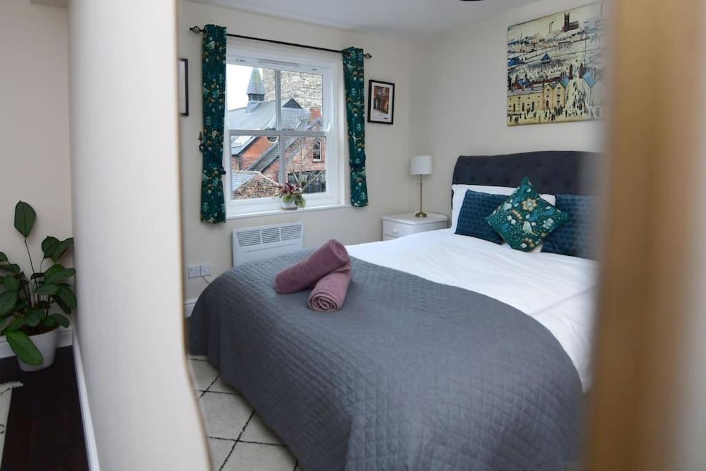Loveyork Priory Apartment - Central With Parking Extérieur photo
